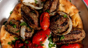 Voroino Restaurant Kastoria – ΕΛΛΗΝΙΚΗ ΚΟΥΖΙΝΑ