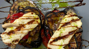 Voroino Restaurant Kastoria – ΜΕΖΕΔΕΣ